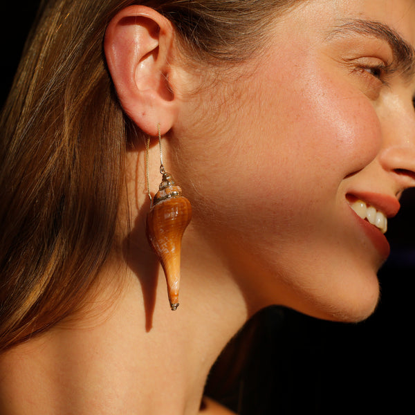 True Tulip Sea Shell Earring