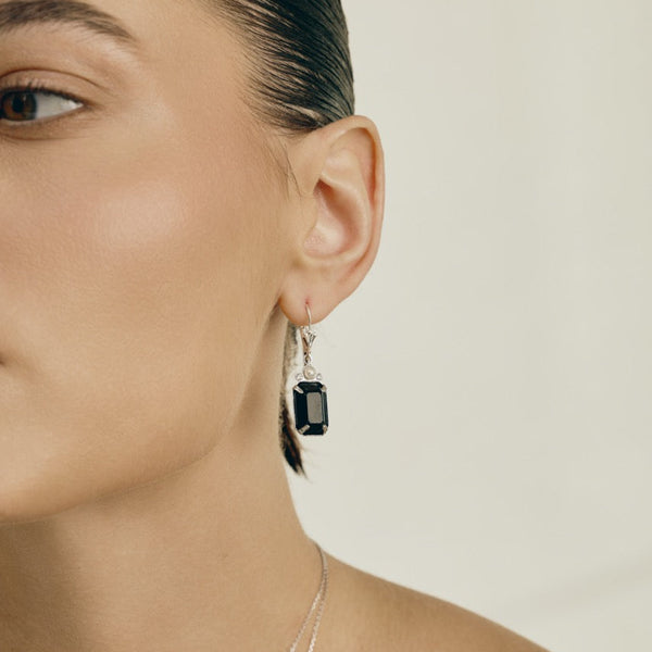 Chelsea Earrings | Black