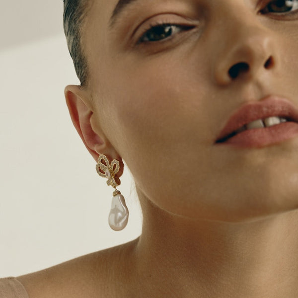 Medison Pearl Earrings