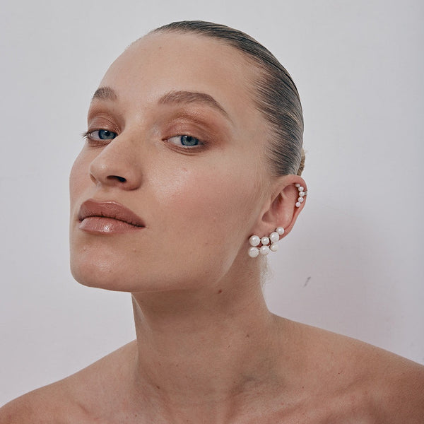 Medium Pearl Ear-Cuff
