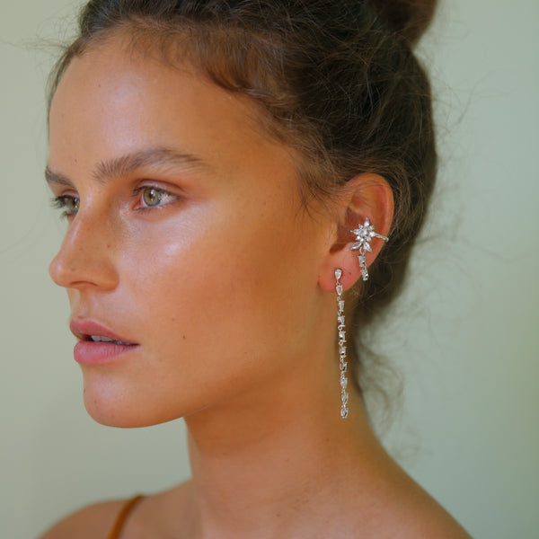 Mini Margarite Ear cuff | Gold