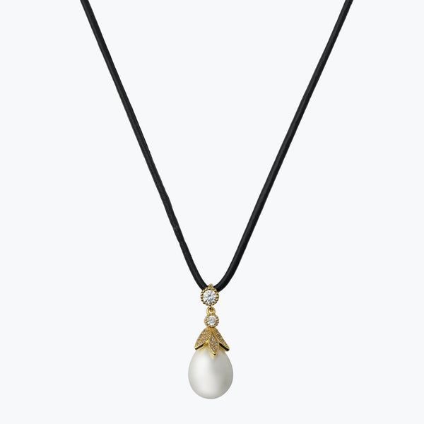 Julia Necklace | Gold